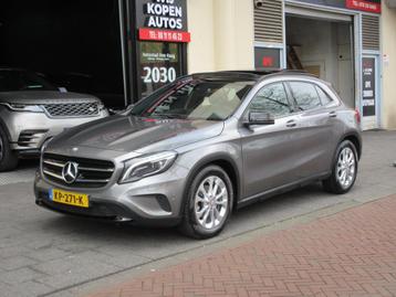 Mercedes-Benz GLA-klasse 180 d Automaat Leer Navi Clima Pano beschikbaar voor biedingen