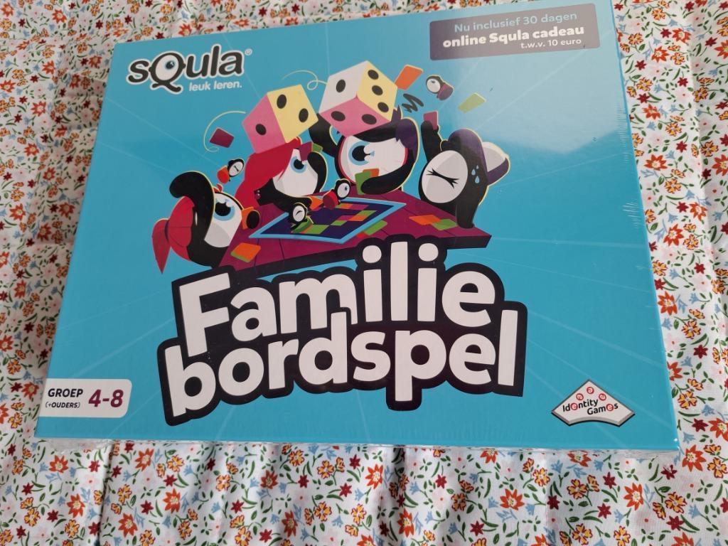 gezelschapsspel, Hobby en Vrije tijd, Gezelschapsspellen | Bordspellen, Ophalen of Verzenden, Nieuw, IdentityGames
