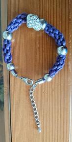 Paarsgevlochten armband met zilverkleurige kralen/strasshart, Verzenden, Nieuw, Paars, Met strass