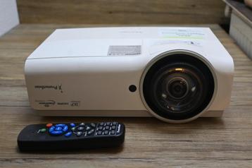 Promethean PRM45A Beamer met HDMI beschikbaar voor biedingen