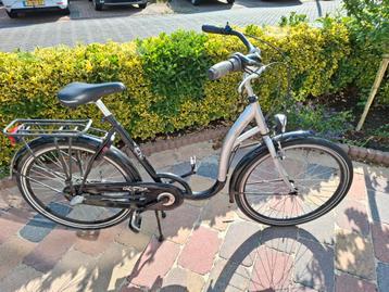 Mamafiets of beschikbaar voor biedingen