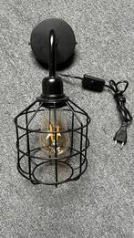 Wandlamp , zwart metaal, incl led gloeilamp, Ophalen of Verzenden, Gebruikt, Metaal