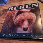 Beren. Door Daniel Wood, Ophalen of Verzenden