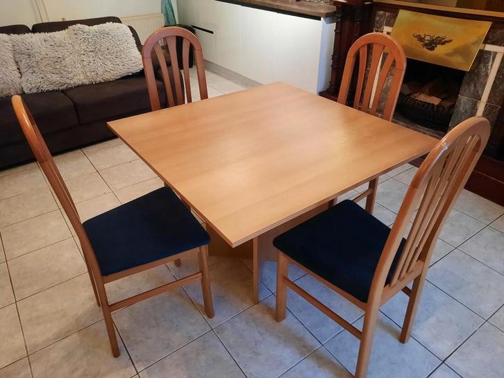 Complete eetkamerset, eetkamertafel met 4 stoelen, Huis en Inrichting, Complete eetkamers, Zo goed als nieuw, Ophalen