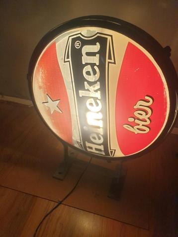 Heineken Bier lichtbak  beschikbaar voor biedingen