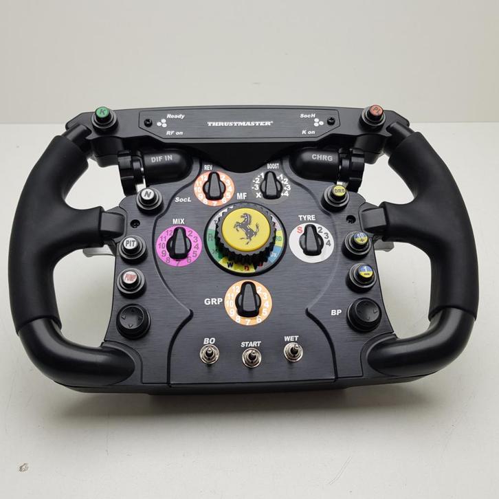 Thrustmaster Ferrari F1 Wheel Add-On –PS5 / PS4 / PC / Xbox, Spelcomputers en Games, Spelcomputers | Sony PlayStation 1, Zo goed als nieuw