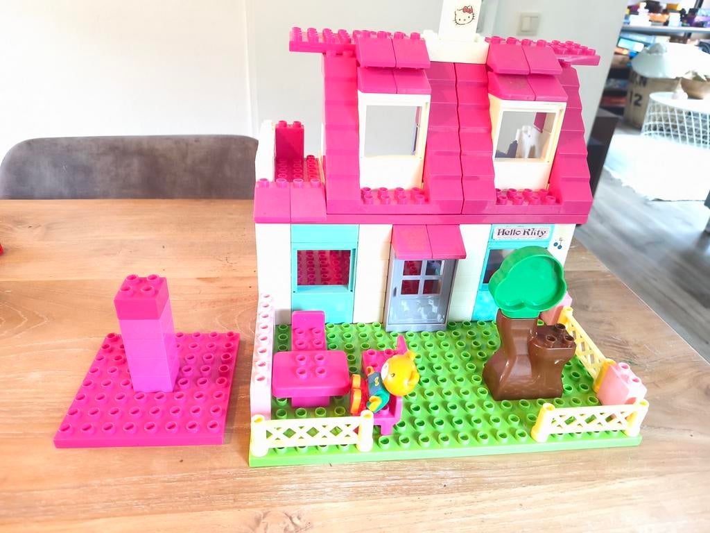 Hello Kitty Lego Duplo Huis - Niet Compleet, Kinderen en Baby's, Speelgoed | Duplo en Lego, Ophalen of Verzenden, Gebruikt, Complete set