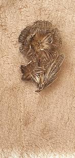 Mooie handgemaakte oude filigrain  broche, Sieraden, Tassen en Uiterlijk, Broches, Ophalen of Verzenden, Zo goed als nieuw, Zilver