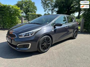 Kia Cee'd 1.6 GDI DynamicLine | Trekhaak| Camera| Carplay| L beschikbaar voor biedingen