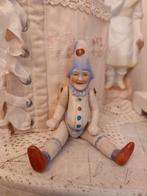 antiek popje clown, harlekijn, pierot 11 cm. porselein,, Antiek en Kunst, Ophalen of Verzenden