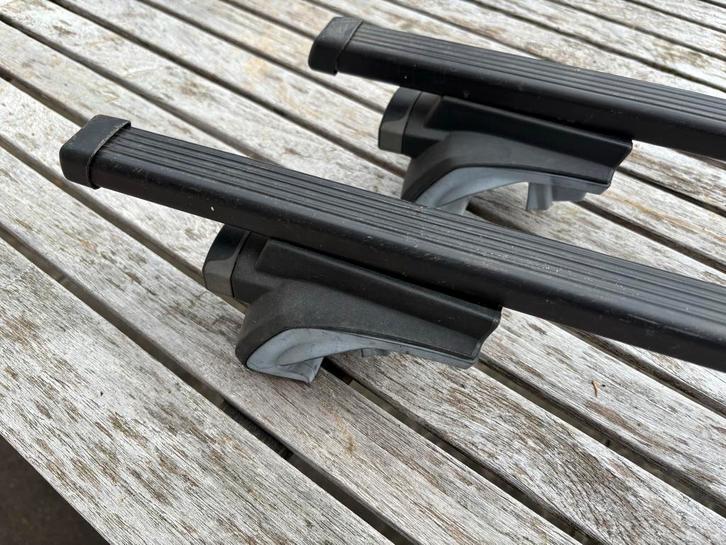 Thule dragers 757 voor dakrailing van afmeting. (Ø 22-55 mm), Auto diversen, Dakdragers, Gebruikt, Ophalen of Verzenden