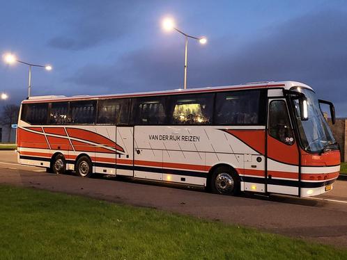 MOET WEG! touringcar (bova)airco 61 zitplaatsen Rijd super !, Auto's, Vrachtwagens, Particulier, ABS, Airconditioning, Bluetooth