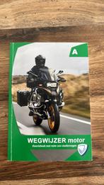 WEGWIJZER Motor rijles theorie boek, Boeken, Motoren, Ophalen of Verzenden, Gelezen, Algemeen