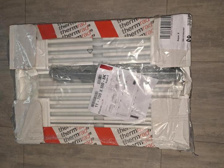 Thermrad radiator 700 x 500 type 11 nieuw, Doe-het-zelf en Verbouw, Verwarming en Radiatoren, Nieuw, Radiator, 500 tot 800 watt