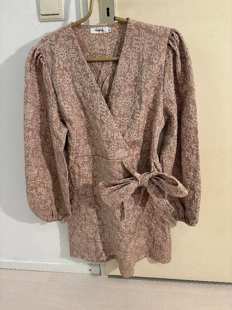 Feestelijk Mooie Dames Jacquard Jurk Maat M ... Nieuw!, Kleding | Dames, Jurken, Maat 38/40 (M), Beige, Nieuw, Ophalen of Verzenden