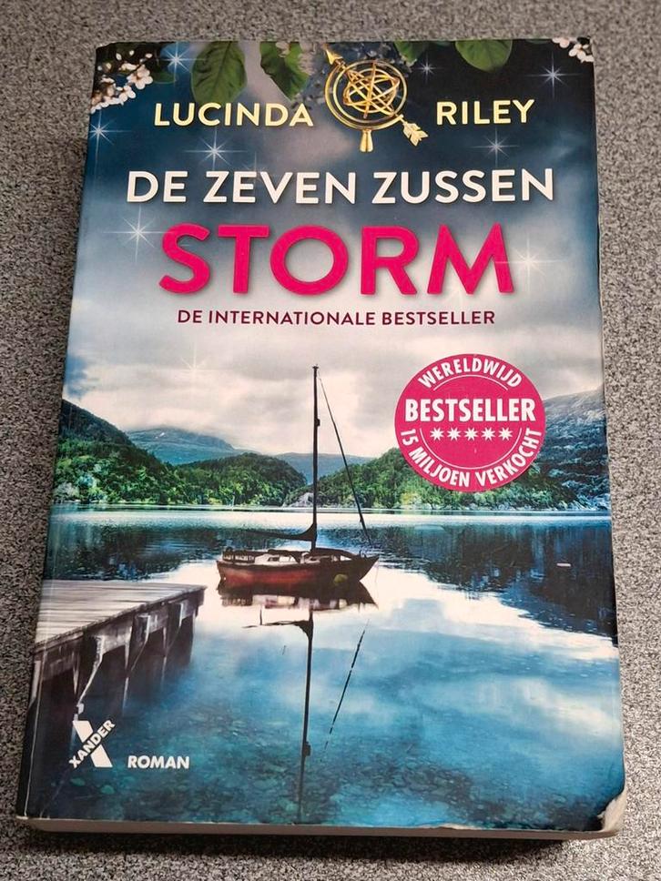 Storm - De Zeven Zussen - Lucinda Riley, Boeken, Romans, Gelezen, Ophalen of Verzenden