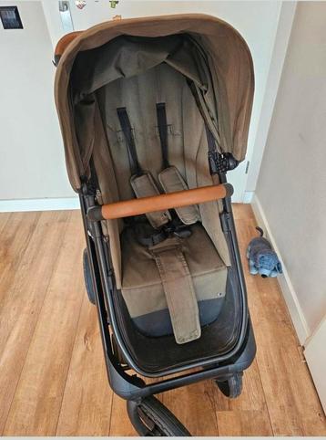 Dubatti kinderwagen beschikbaar voor biedingen