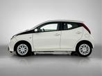 Toyota Aygo 1.0 VVT-i x-play | Airco | Camera | Apple Carpla, 12 maanden, Stof, Gebruikt, 4 stoelen