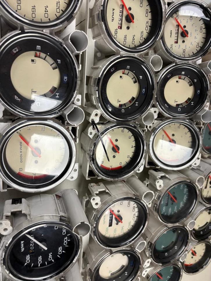 classic mini cooper teller set , rover mini , austin mini, Auto-onderdelen, Dashboard en Schakelaars, Mini, Oldtimer onderdelen