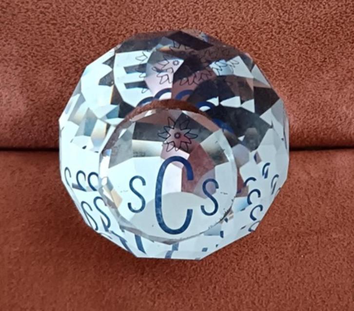 Swarovski SCS presse-papier, leden, edelweiss, Verzamelen, Swarovski, Zo goed als nieuw, Figuurtje, Ophalen of Verzenden
