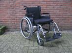 Breezy inklapbare rolstoel met nieuwe hogedruk banden.  50cm, Diversen, Rolstoelen, Ophalen of Verzenden, Inklapbaar, Zo goed als nieuw