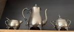 Drie verzilverde stukken koffie/theepot, suiker en melk pot., Overige materialen, Gebruikt, Overige typen, Ophalen of Verzenden