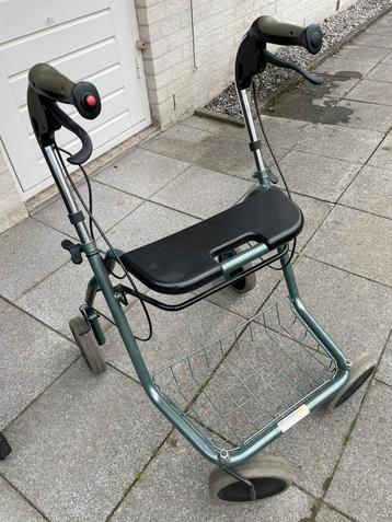 Fellowroll lichtgewicht rollator (parkinson) beschikbaar voor biedingen