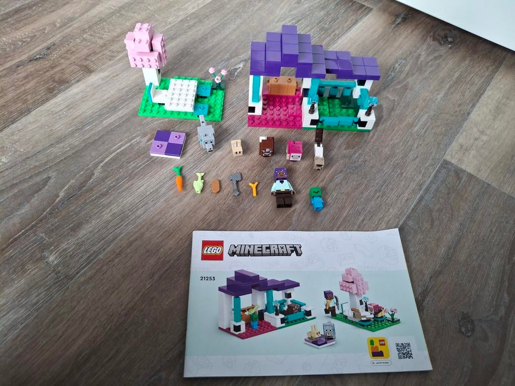 LEGO Minecraft 2 sets: 21253 Dierenopvang en 21259 Piraten, Ophalen of Verzenden, Zo goed als nieuw, Complete set, Lego