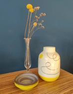 Nuno vaas L Arts aardewerk Miio, Wit, Aardewerk of Porselein, Ophalen of Verzenden, Zo goed als nieuw