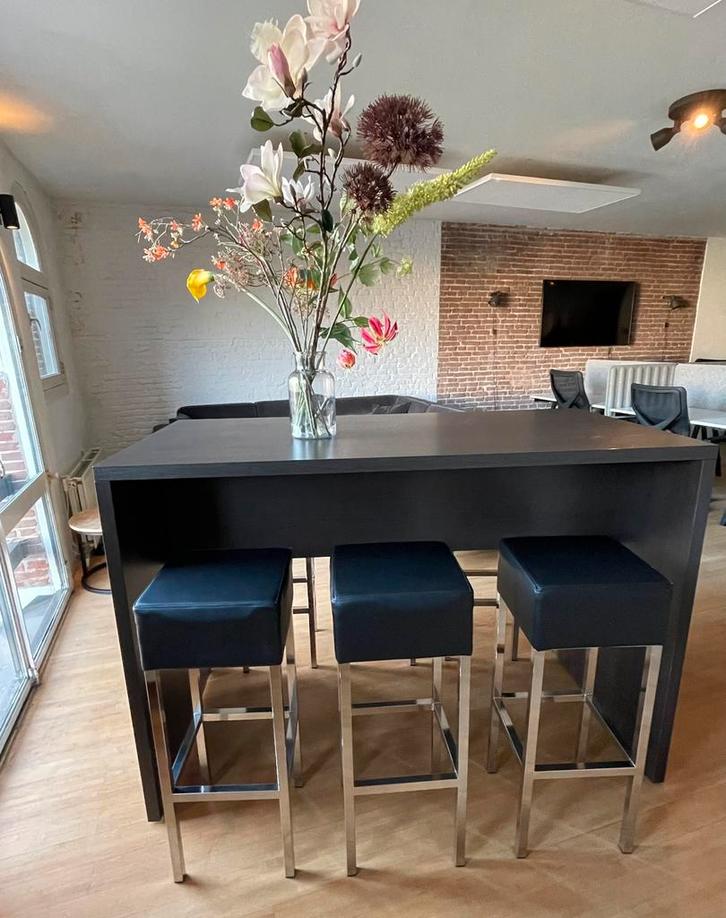 Super mooie Bartafel met 6 barkrukken., Huis en Inrichting, Barren, Zo goed als nieuw, Ophalen