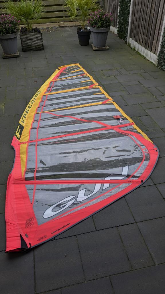 4 windsurf zeilen in verschillende maten, Watersport en Boten, Windsurfen, Gebruikt, Zeil, Met draagtas, 5 tot 7 m², Ophalen