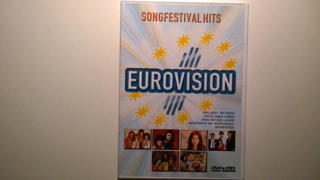 Eurovision Songfestival Hits (CD + DVD), Cd's en Dvd's, Dvd's | Muziek en Concerten, Zo goed als nieuw, Muziek en Concerten, Alle leeftijden