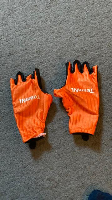 Agu aero handachoenen nieuw oranje  beschikbaar voor biedingen