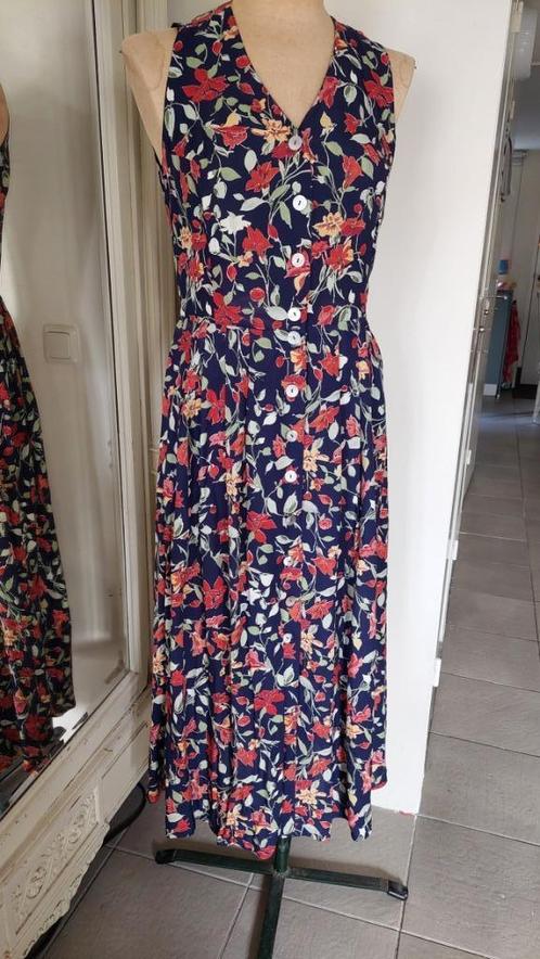 Zomerjurk gebloemd L,, Kleding | Dames, Jurken, Gedragen, Maat 42/44 (L), Onder de knie, Ophalen of Verzenden