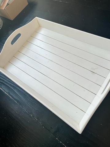 Wit dienblad - opknapper beschikbaar voor biedingen