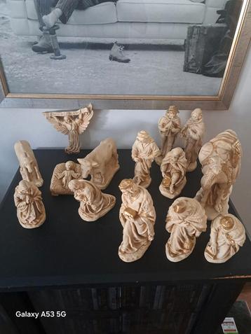 Exclusieve 14-delige vintage Kerstgroep. Kerstbeelden. beschikbaar voor biedingen