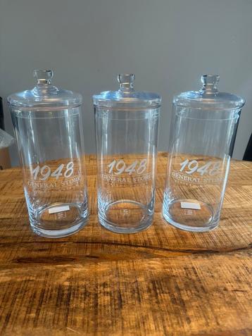 RM General Store Jar. M beschikbaar voor biedingen