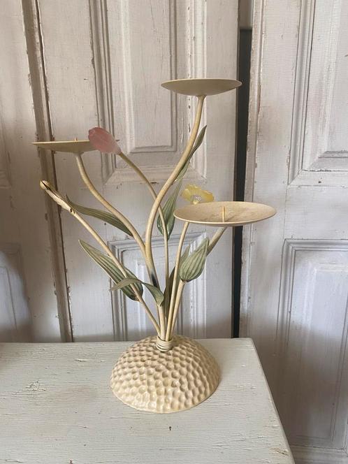Mooie oude pastel tinten metalen kaarsen standaard, Antiek en Kunst, Curiosa en Brocante, Ophalen of Verzenden