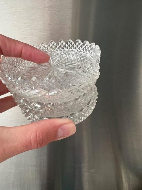 4 kristallen schoteltjes zout peper nootjes, Antiek en Kunst, Antiek | Glas en Kristal, Ophalen