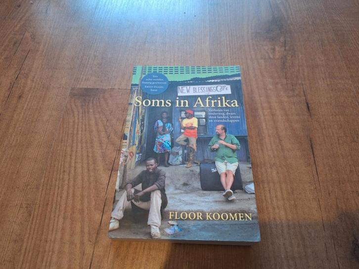Floor Koomen - Soms in Afrika, Boeken, Overige Boeken, Zo goed als nieuw, Ophalen of Verzenden