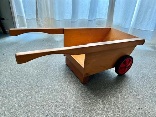 Vintage houten kruiwagen ik denk ADO., Kinderen en Baby's, Speelgoed | Houten speelgoed, Gebruikt, Duw- of Trekspeelgoed, Ophalen of Verzenden