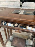 Antieke Grützner Naaimachine, Ophalen