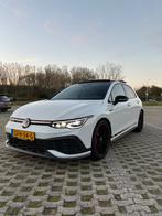 Volkswagen Golf GTI 45 JAHRE EDITIE PANO/AKRA/CAMERA, Zwart, 4 cilinders, 1984 cc, Leder en Stof