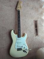 Fender Albert Hammond Jr Stratocaster, Muziek en Instrumenten, Ophalen, Zo goed als nieuw, Solid body, Fender