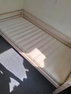 Eenpersoons (logeer)bed met eventueel nog goede Ikea Malvik, Gebruikt, 90 cm, Eenpersoons, Wit