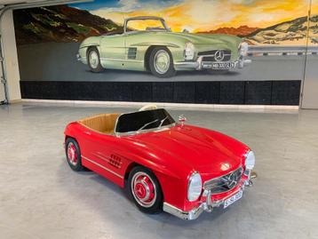 Mercedes Benz 300 SL Roadster elektrish kinderauto 168x78x56 beschikbaar voor biedingen