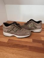 Hogan maat 42 vrijwel nieuw, Ophalen of Verzenden, Zo goed als nieuw, Sneakers of Gympen