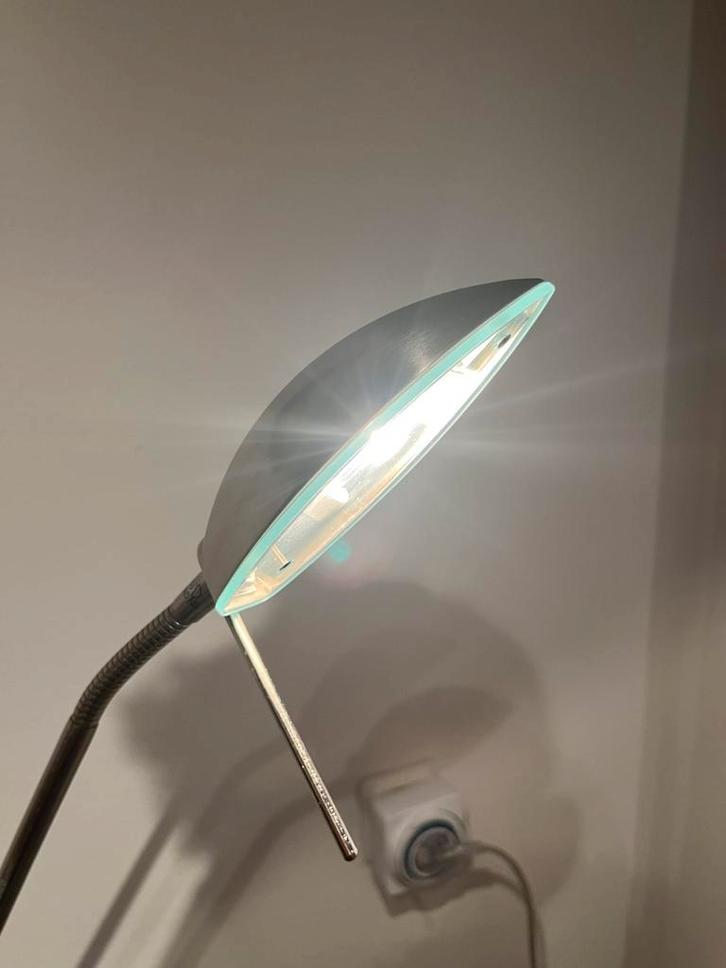 Vloer/lees lamp, Huis en Inrichting, Lampen | Vloerlampen, Zo goed als nieuw, 150 tot 200 cm, Metaal, Ophalen