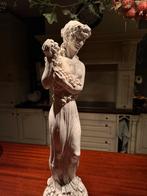 Elegant beeld van een vrouw met druiven - 71 cm hoog, Ophalen