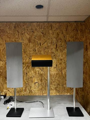 Bang & Olufsen BeoSound Moment - BeoLab 12-1Wandluidsprekers beschikbaar voor biedingen